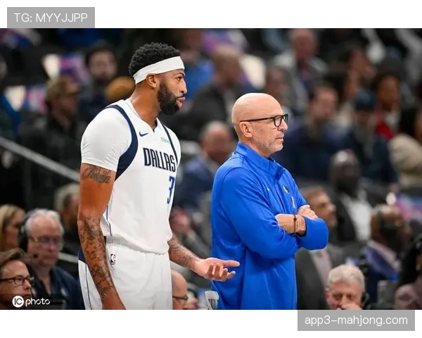 独行侠确认浓眉因小腿不适缺席本场对阵步行者比赛